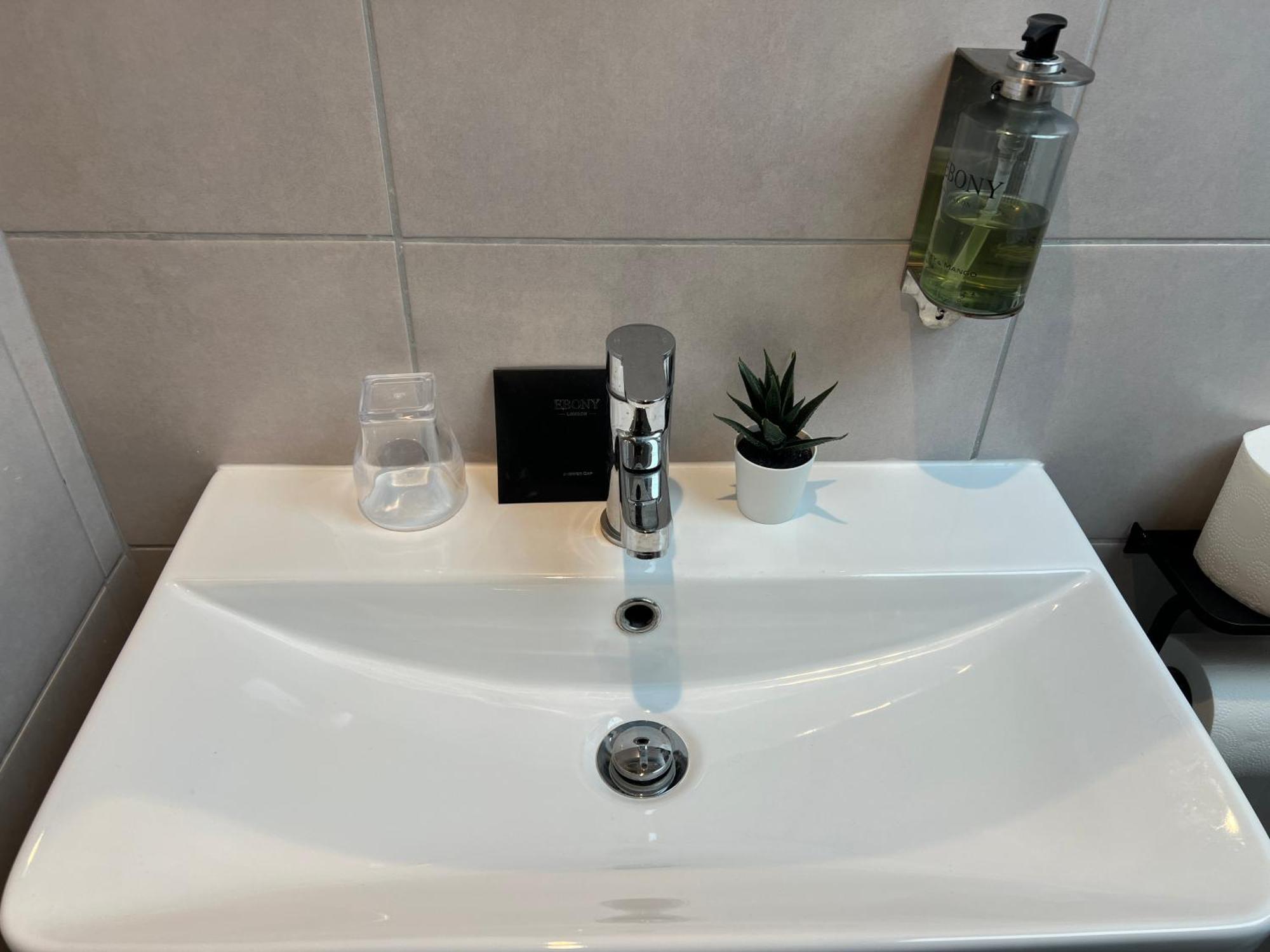 Mode Apartments St Annes リザム・セント・アンズ エクステリア 写真
