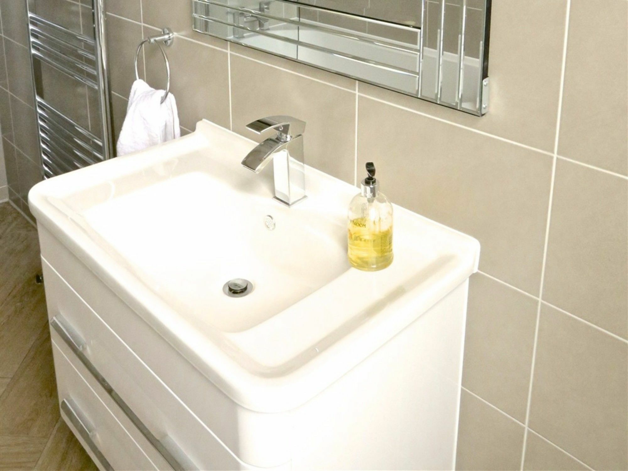 Mode Apartments St Annes リザム・セント・アンズ エクステリア 写真